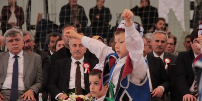 Suriyeli çocuklar 23 Nisan coşkusu yaşadı