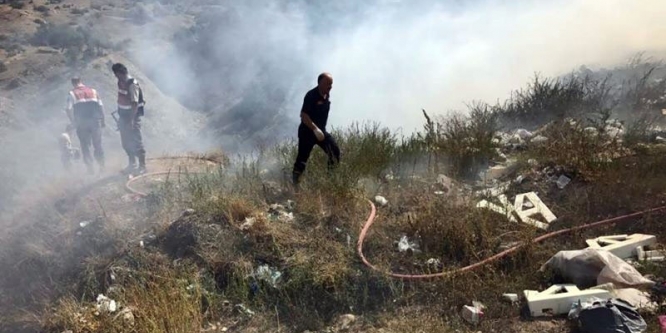 Kastamonu’da çöp alanında yangın