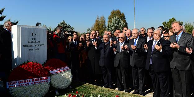 Ecevit'i anan CHP'li imamdan 'solda tevhid'(!) çağrısı