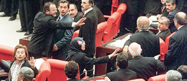 Ecevit’in zorbalığı tedavülden kalktı