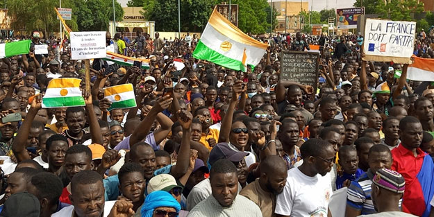 ECOWAS'tan Nijer talimatı! Orduya emir verildi