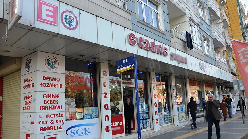 Eczane levhaları için süre uzatıldı