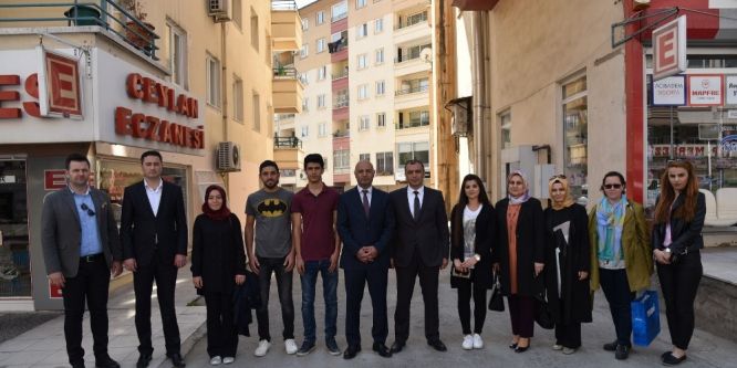 Manisalı esnaflara Türkçe tabela kullanmaya teşvik