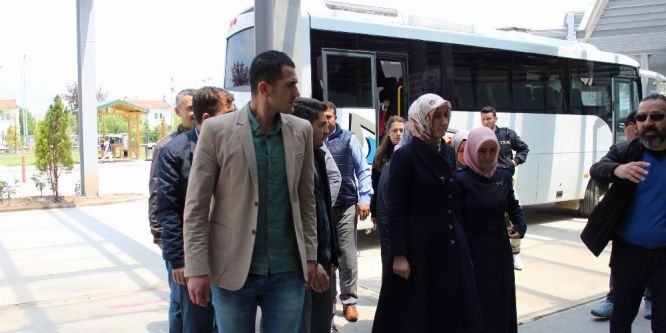 FETÖ operasyonunda gözaltına alınan 21 şahıs adliyeye sevk edildi