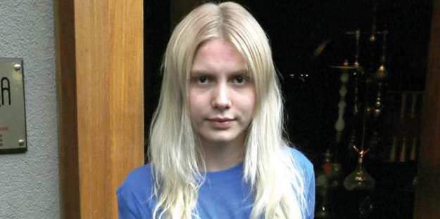 Edepsiz Aleyna Tilki'den büyük pişkinlik!