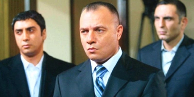 EDHO'nun 'Hızır Çakırbeyli'si Oktay Kaynarca yıllar önce ara verdiği projesine geri döndü!