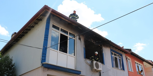 Edirne'de, cinnet getiren şahıs annesini ve evini benzin döküp yaktı