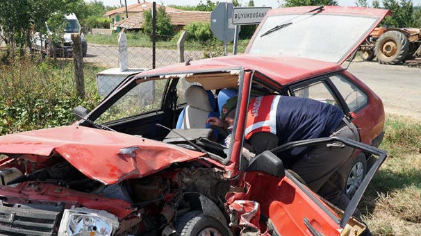 Edirne'de kaza yaptı, yürüyerek gitti herkes onu aradı