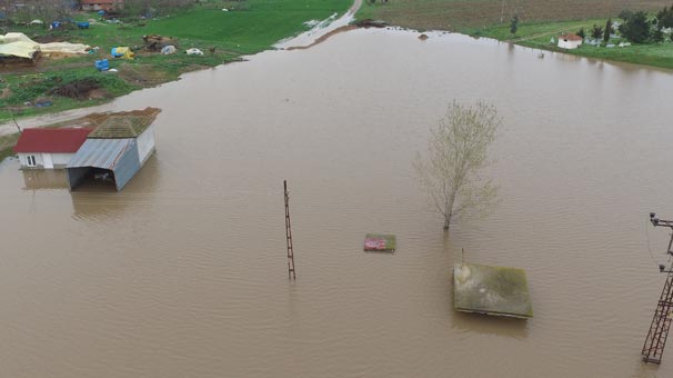 Edirne'de 'kırmızı alarm' halen devam ediyor
