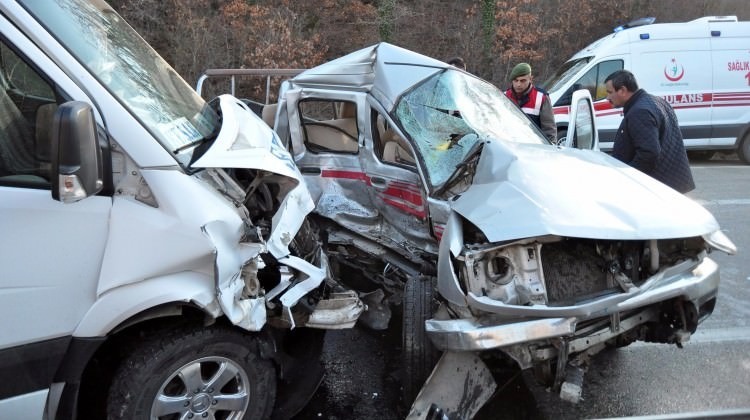 Edirne'de korkunç kaza:8 yaralı