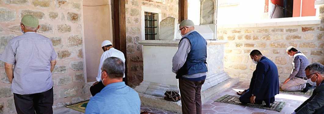 Edirne'de şehit kabri bulunan tarihi cami restore edildi