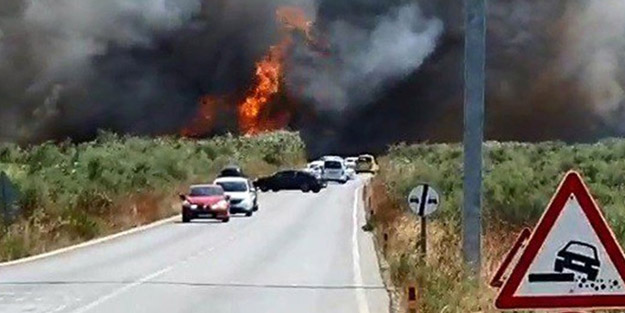 Edremit’te feci yangın! Alevler sahile yaklaştı