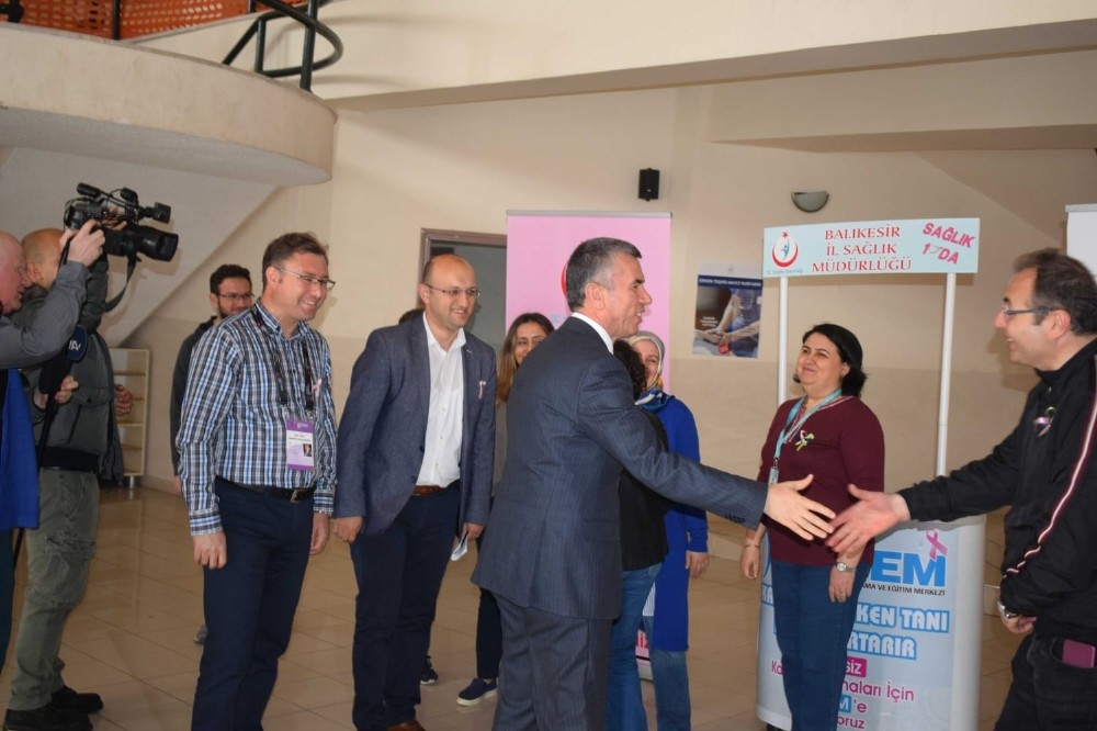 Edremit’te “Kanser-Farkındalık” etkinliği gerçekleştirildi 