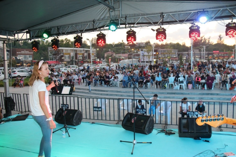 Edremit’te ‘Müzik şöleni’ 