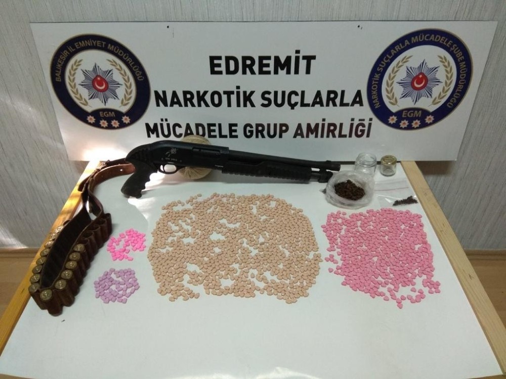 Edremit’te narkotik göz açtırmadı 