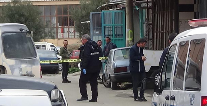 Edremit'te silahlı çatışma: 3 kişi yaralandı