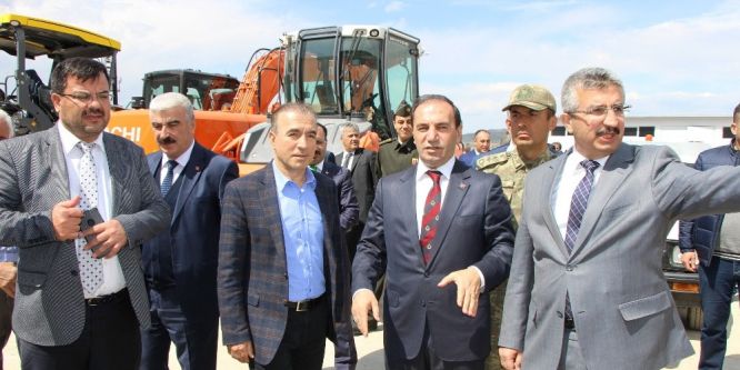 İş sezonuna yeni bina ve iş makineleriyle başlandı