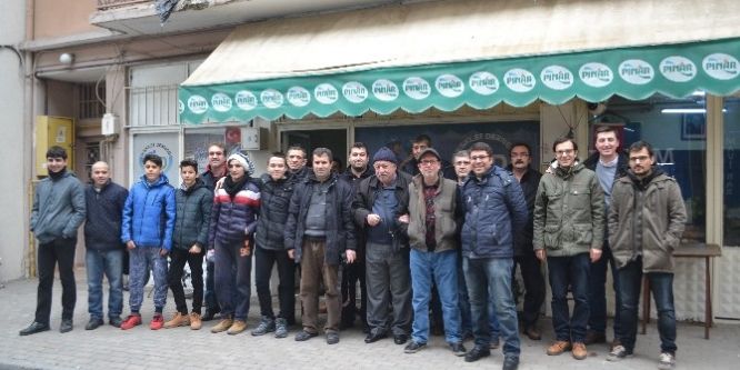 Lüleburgaz Bisiklet Motosiklet Gençlik Spor Kulübü Derneği üyelerine fotoğrafçılık eğitimi