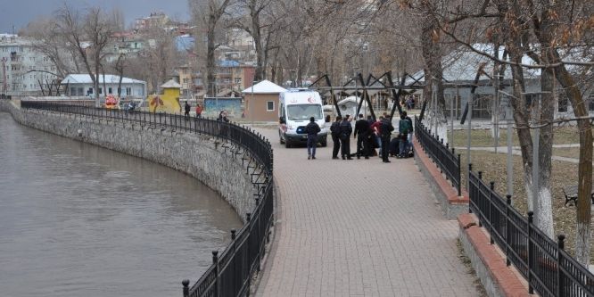 Lise öğrencileri arasında kavga: 3 yaralı