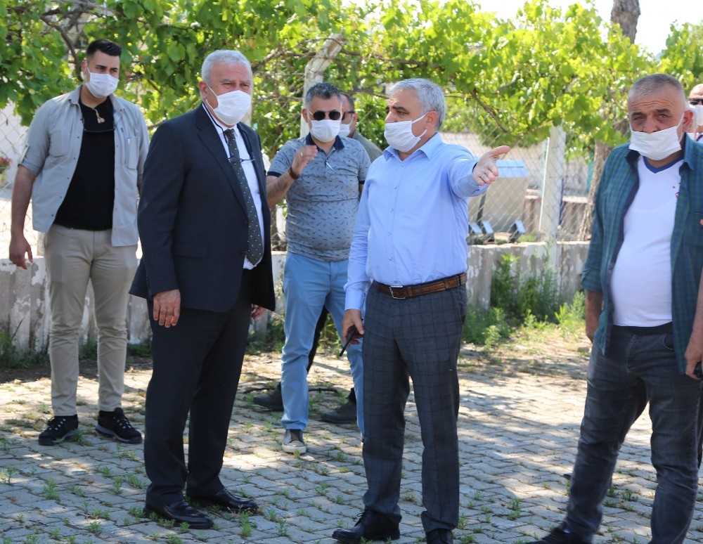 Efeler Belediye Başkanı Atay, belediyeye ait atıl durumdaki arsaları inceledi 