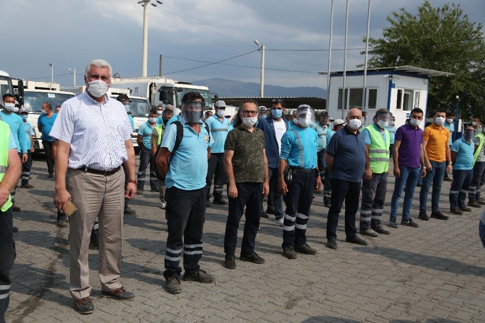 Efeler Belediyesi personeli bayramlaştı 