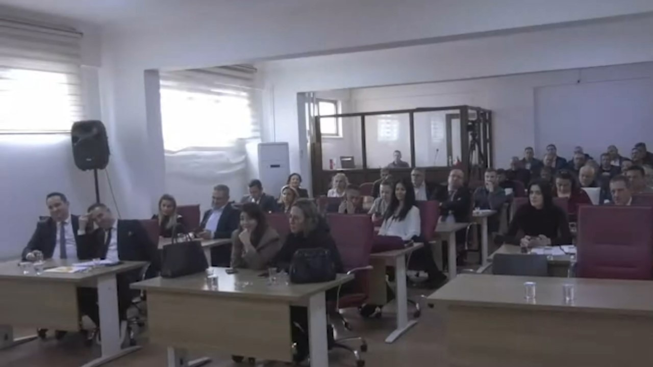 Efeler Belediyesi'nde ihale değil 'Siyasi Baskı' masası: 'Önümüz Seçim' tehdidi!