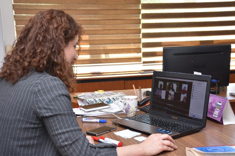 Efeler Kaymakamlığı Aile İçi Eğitim Programları düzenliyor 