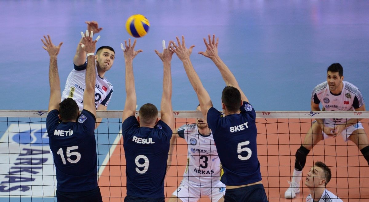 Efeler Ligi ve Avrupa Şampiyonlar Ligi'nde mücadele eden İstanbul BBSK, sezonunu açıyor