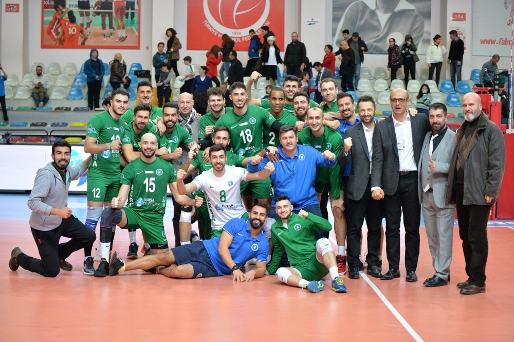 Efeler turladı 