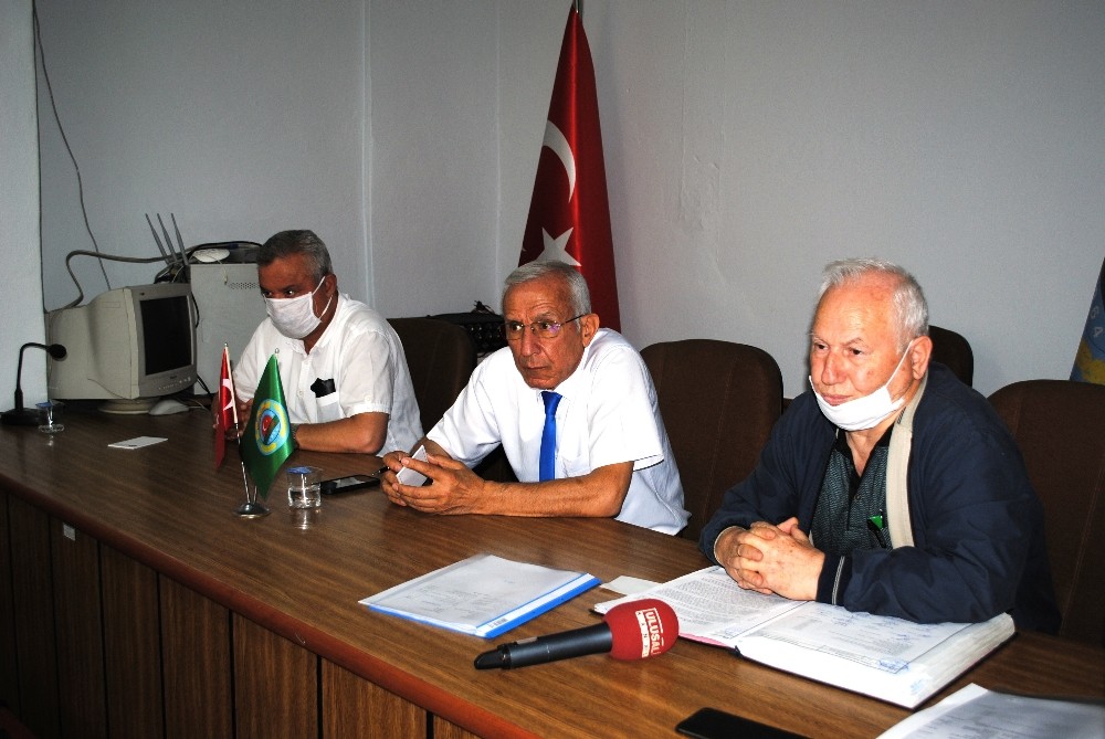 Efeler Ziraat Odası Meclis toplantısı 2,5 ay sonra ilk defa yapıldı 