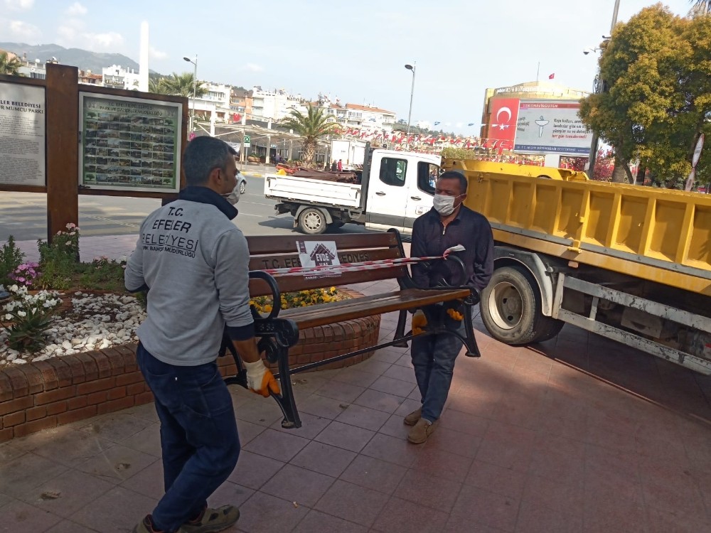 Efeler’de banklar sökülüyor 