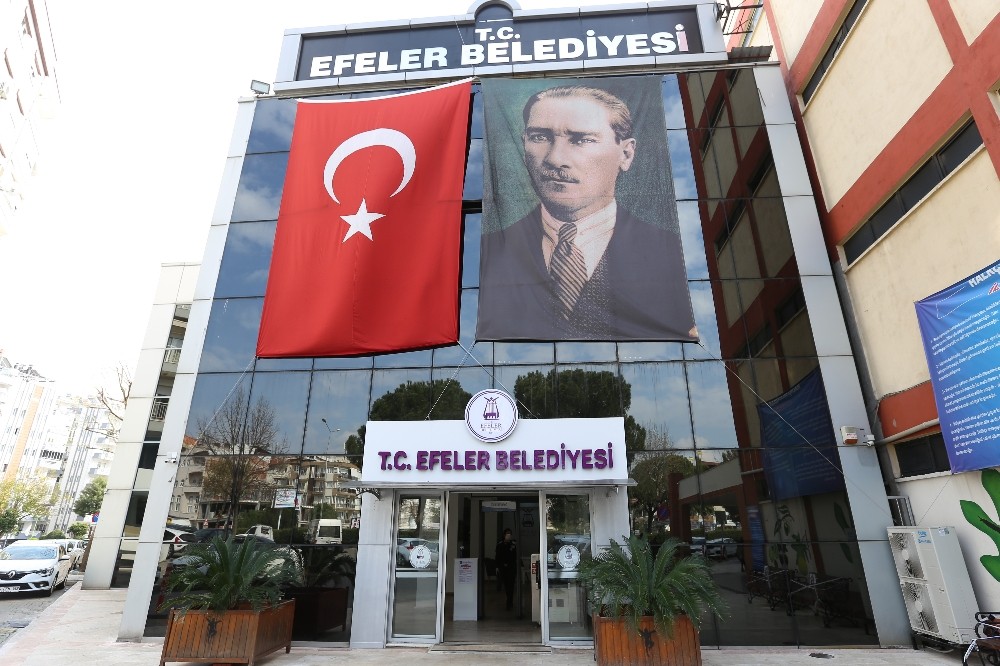 Efeler’de mesai saatleri değişikliği 