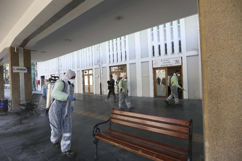 Efeler’de virüse karşı tam seferberlik 