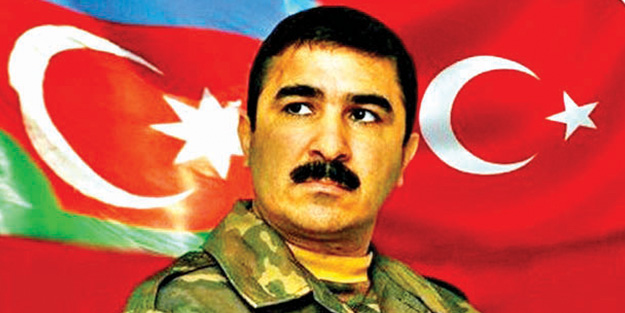 Efsane Azeri komutan Hüseyinli: Arkamızda Türkiye var