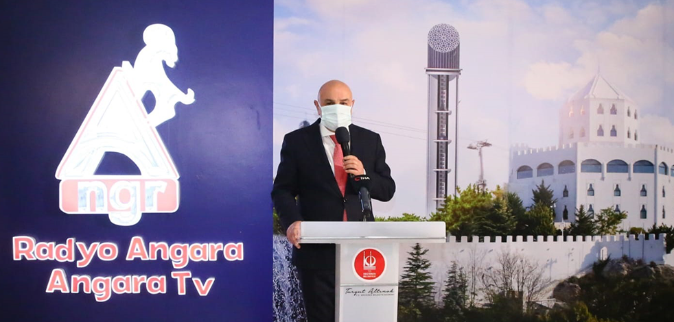 ‘Efsane Başkan’ Turgut Altınok’tan medya atağı! ‘Radyo Angara’ yayın hayatına başladı