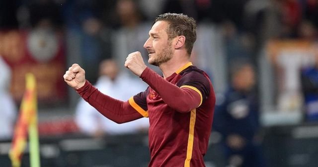 Efsane kaptan Totti 40 yaşında