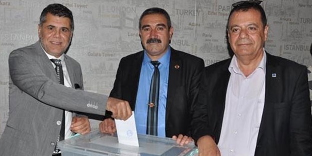 Efsane kulüp başkanını yazı turayla belirledi