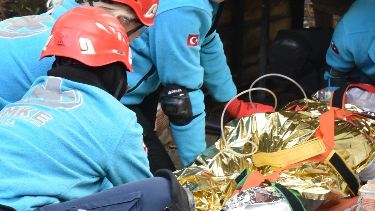Ege Bölgesi Kariyer Fuarı’nda UMKE’den medikal kurtarma tatbikatı