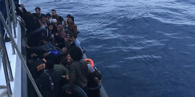 Ege Denizi'nde çok sayıda düzensiz göçmen yakalandı
