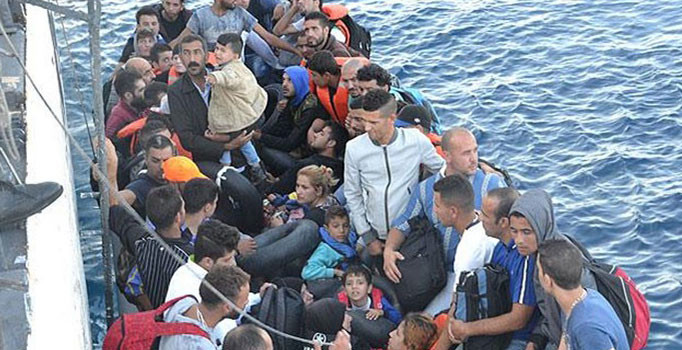 Ege Denizi'nde Umut Harekatı'nda 679 kişi kurtarıldı