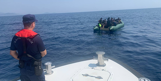 Ege'de göçmen operasyonu
