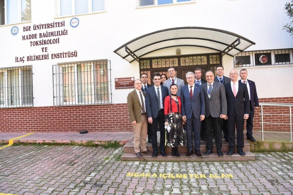 Ege’de kişiye özel sigara bıraktırma tedavisi uygulanıyor 