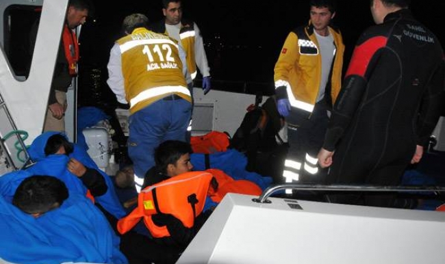 Ege'de mültecileri taşıyan tekne battı: 5 ölü