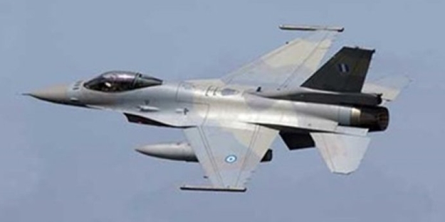 Ege'de sıcak dakikalar! Yunan savaş jeti düştü