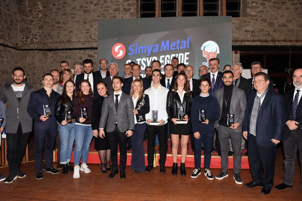 Ege’de Yılın Spor Ödülleri sahiplerini buldu 