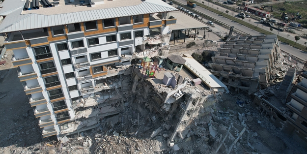 Eğer doğruysa skandal... Kolon kesme gerekçesi şaşkına çevirdi