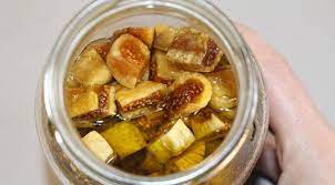 Eğer inciri zeytinyağında bekletip yerseniz! Kuru, taze incir: Sistemi zımba gibi yapıyor, dudak uçuklatıyor