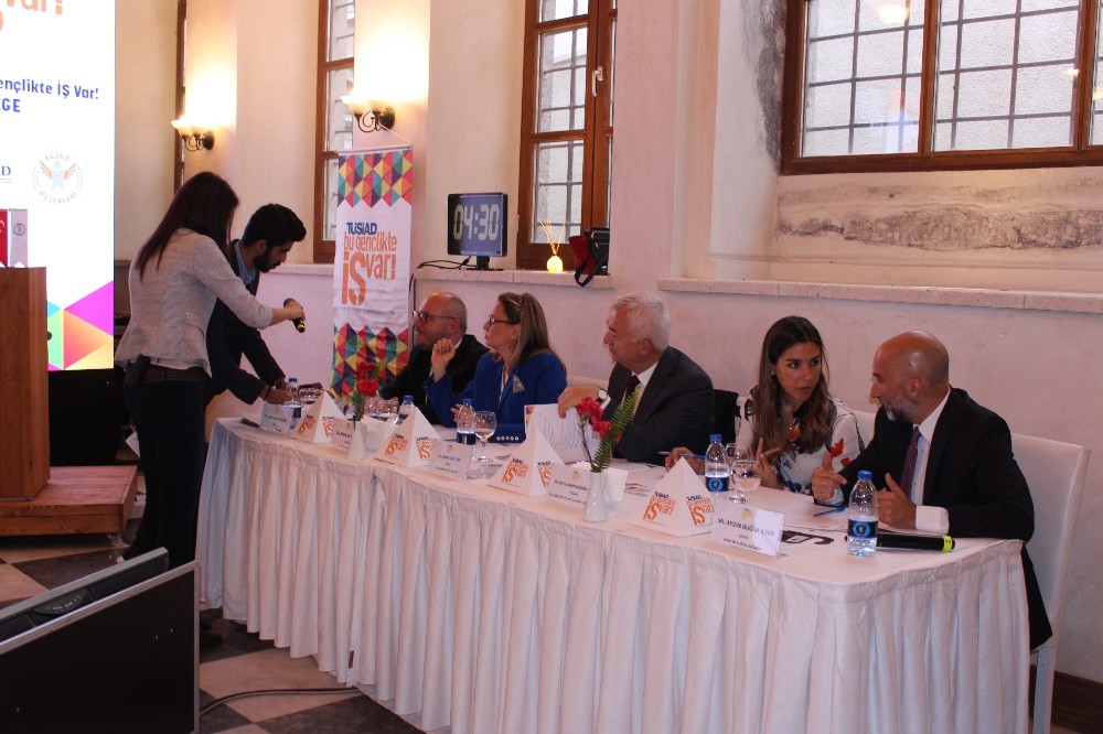 EGİAD ev sahipliğinde “TÜSİAD Bu Gençlikte İş Var! Ege” finali 