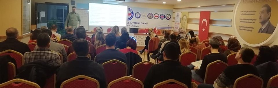 Eğitim-Bir-Sen Akademisi eğitime devam ediyor 