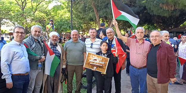 Eğitim Bir Sen Gazze için meydanlarda